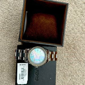 Mother of pearl face silver Michael kors watch